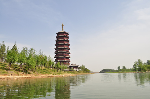 雁栖湖(Yanqi Lake)