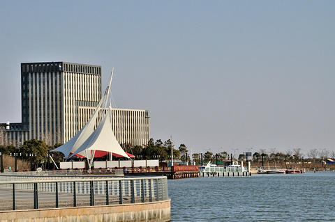 滴水湖(Dishui Lake)