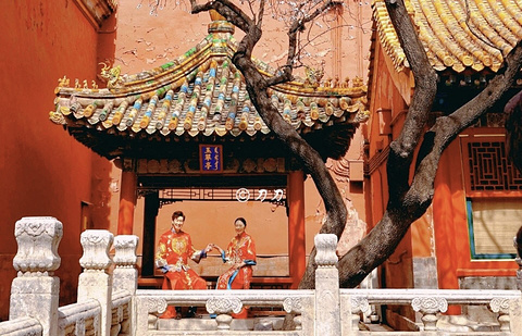 西六宫(West Palaces)