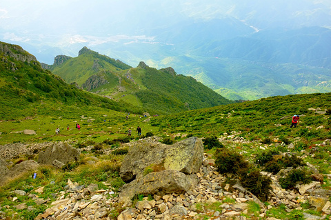 灵山(Lingshan)
