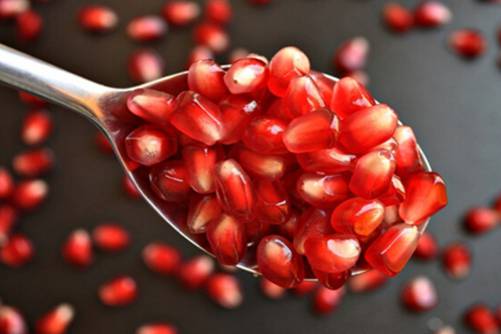 吃石榴吐籽吗？吃美味石榴，真的有讲究