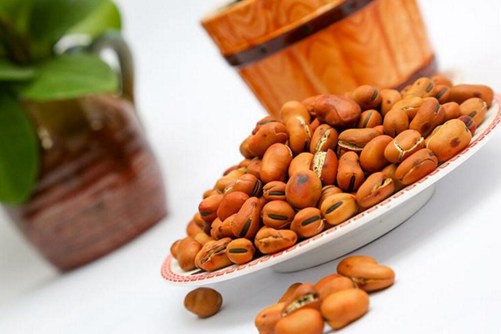 蚕豆的功效与作用 得这种病的人千万不要吃蚕豆