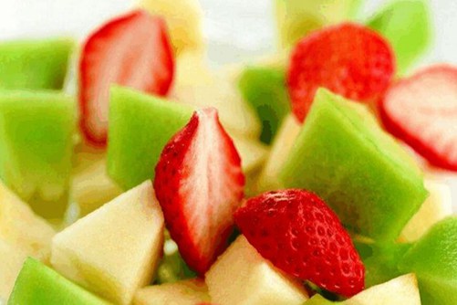 哪些水果是属于亚酸性水果，酸性水果的功效