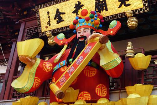 大年初五迎财神，迎财接福行大运