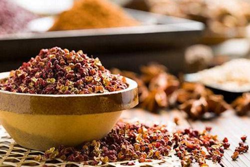 花椒树的种植方法，掌握这5点种植方法保证花椒硕果累累